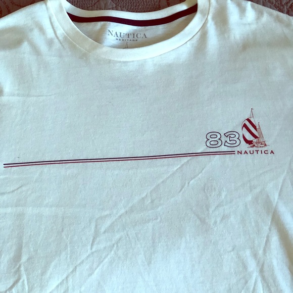 Nautica T-Shirt - Picture 1 of 3